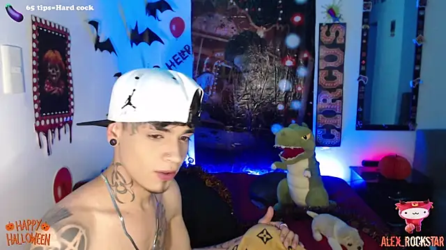 Snapshot of alex_rockstar chatting on 10/12/25, 02:43 alex rockstar online show from 10/12/25, 02:43