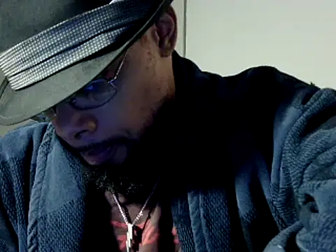 Snapshot of WhiskeyWood_DuhGOD chatting on 12/03/24, 02:25 WhiskeyWood DuhGOD online show from 12/03/24, 02:25
