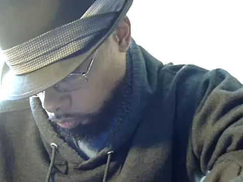 Snapshot of WhiskeyWood_DuhGOD chatting on 12/06/24, 05:22 WhiskeyWood DuhGOD online show from 12/06/24, 05:22