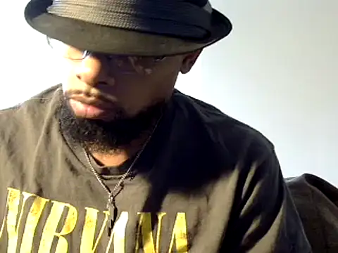 Snapshot of WhiskeyWood_DuhGOD chatting on 12/16/24, 05:22 WhiskeyWood DuhGOD online show from 12/16/24, 05:22