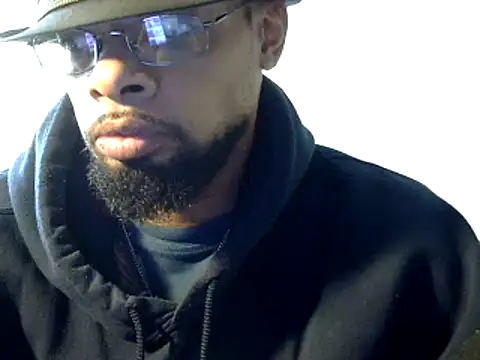 Snapshot of WhiskeyWood_DuhGOD chatting on 12/19/24, 05:18 WhiskeyWood DuhGOD online show from 12/19/24, 05:18