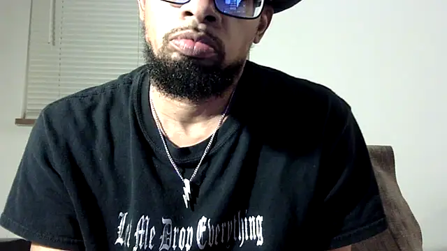 WhiskeyWood DuhGOD online show from 10/12/25, 01:26