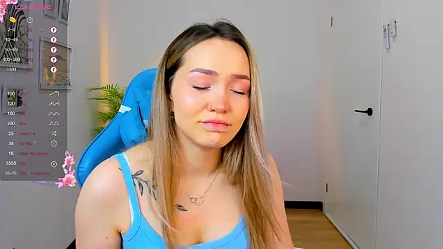 Evia r0se online show from 12/19/24, 11:29