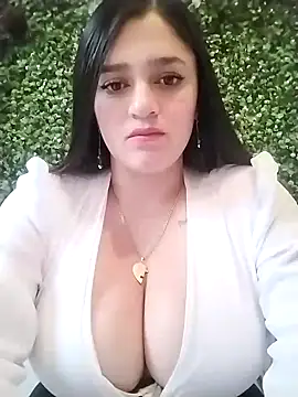 Snapshot of hanna-a chatting on 12/02/24, 08:33 hanna-a online show from 12/02/24, 08:33