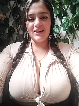 Snapshot of hanna-a chatting on 12/05/24, 02:00 hanna-a online show from 12/05/24, 02:00