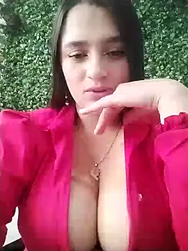 Snapshot of hanna-a chatting on 01/15/25, 03:07 hanna-a online show from 01/15/25, 03:07