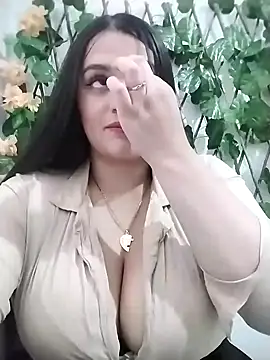 Snapshot of hanna-a chatting on 01/17/25, 03:43 hanna-a online show from 01/17/25, 03:43