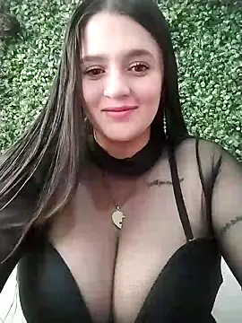 Snapshot of hanna-a chatting on 01/23/25, 03:22 hanna-a online show from 01/23/25, 03:22