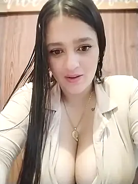 Snapshot of hanna-a chatting on 02/15/25, 03:17 hanna-a online show from 02/15/25, 03:17