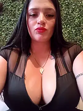 Snapshot of hanna-a chatting on 03/17/25, 07:37 hanna-a online show from 03/17/25, 07:37