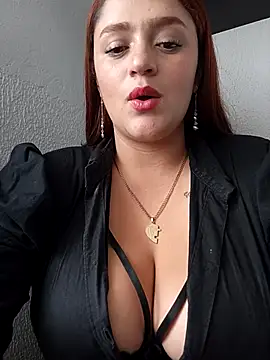 Snapshot of hanna-a chatting on 09/12/25, 02:39 hanna-a online show from 09/12/25, 02:39