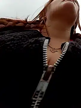 Snapshot of hanna-a chatting on 10/20/25, 06:41 hanna-a online show from 10/20/25, 06:41