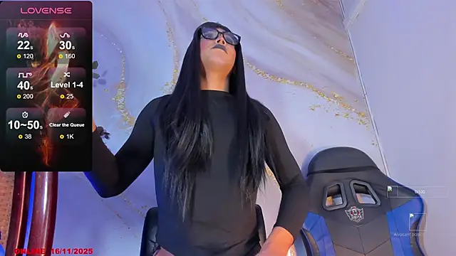 Naughty Lizeth online show from 11/16/25, 01:28