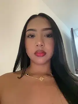 SOPHIACANDY19  online show from 10/30/25, 09:59