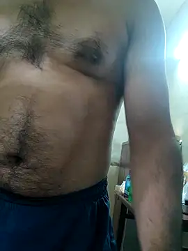 Snapshot of Wild-Honey chatting on 10/09/25, 03:59 Wild-Honey online show from 10/09/25, 03:59
