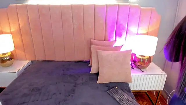 Snapshot of alys_baker chatting on 11/02/25, 03:09 alys baker online show from 11/02/25, 03:09