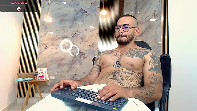 hanz col online show from 12/23/24, 02:24