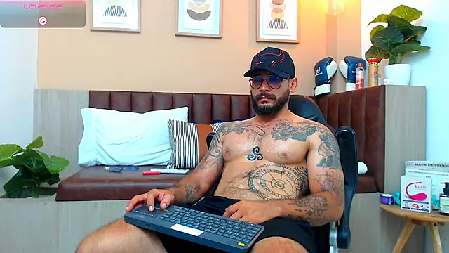 hanz col online show from 03/14/25, 02:31