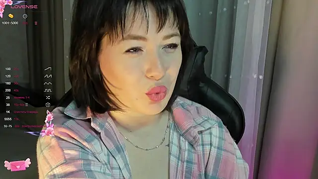 Victoria Di online show from 11/10/25, 03:38