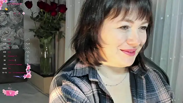 Victoria Di online show from 11/10/25, 03:44