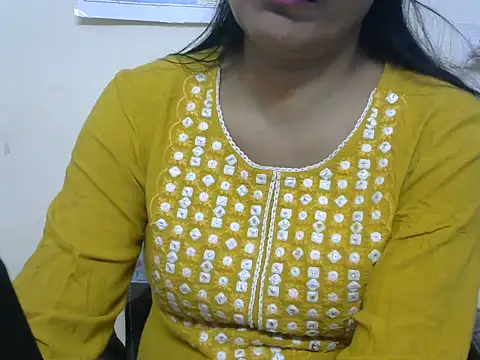 l l ish online show from 10/22/25, 04:57