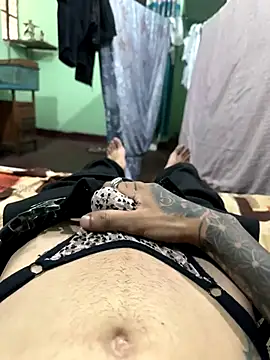 Snapshot of Big_dick_dog chatting on 09/26/25, 05:55 Big dick dog online show from 09/26/25, 05:55