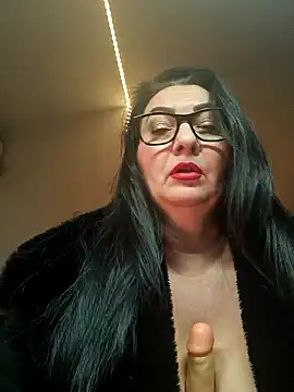 Snapshot of Genoveva73sexy chatting on 12/29/24, 08:58 Genoveva73sexy online show from 12/29/24, 08:58