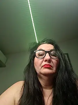 Snapshot of Genoveva73sexy chatting on 12/30/24, 08:15 Genoveva73sexy online show from 12/30/24, 08:15