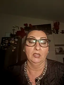 Snapshot of Genoveva73sexy chatting on 02/04/25, 10:02 Genoveva73sexy online show from 02/04/25, 10:02