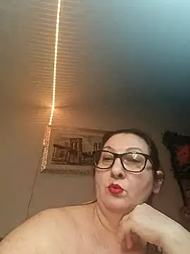 Snapshot of Genoveva73sexy chatting on 02/19/25, 06:54 Genoveva73sexy online show from 02/19/25, 06:54