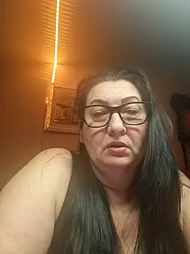 Snapshot of Genoveva73sexy chatting on 03/06/25, 03:56 Genoveva73sexy online show from 03/06/25, 03:56