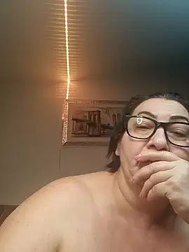 Snapshot of Genoveva73sexy chatting on 03/07/25, 07:38 Genoveva73sexy online show from 03/07/25, 07:38