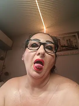 Snapshot of Genoveva73sexy chatting on 09/10/25, 01:55 Genoveva73sexy online show from 09/10/25, 01:55