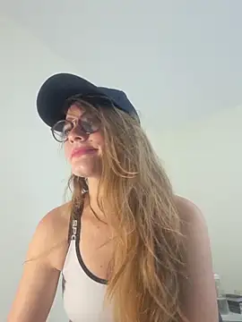 Hanny 24 online show from 01/15/25, 09:24