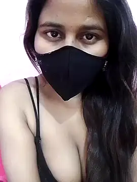 Snapshot of Lalisa_sexy chatting on 12/18/24, 05:21 Lalisa sexy online show from 12/18/24, 05:21