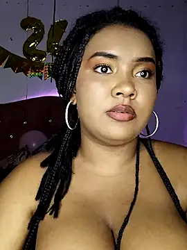 Snapshot of Evelyn_Sandoval chatting on 12/05/24, 03:04 Evelyn Sandoval online show from 12/05/24, 03:04