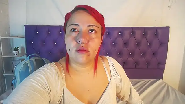 Bruja  Scarlata online show from 02/06/25, 11:10