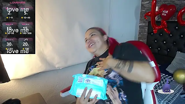 Bruja  Scarlata online show from 02/17/25, 06:26