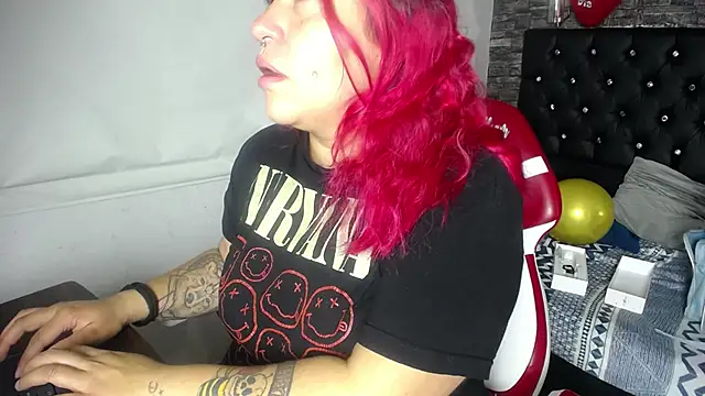 Bruja  Scarlata online show from 02/20/25, 10:59