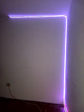   elissa online show from 10/12/25, 02:21