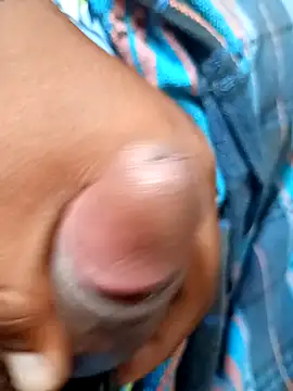 Snapshot of Rafakoff chatting on 11/05/25, 09:31 Rafakoff online show from 11/05/25, 09:31