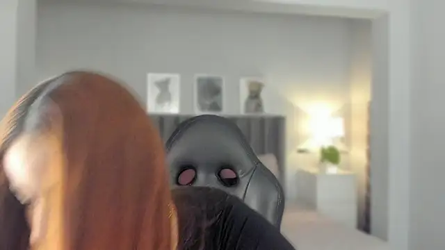 Madie  collins online show from 10/29/25, 11:45