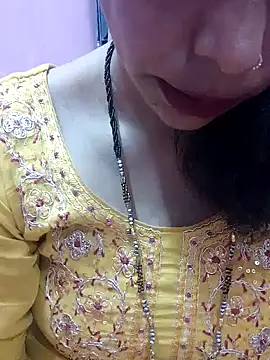 Snapshot of Urmila_bhabhii chatting on 02/06/25, 02:48 Urmila bhabhii online show from 02/06/25, 02:48