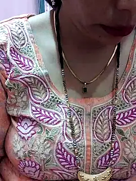 Snapshot of Urmila_bhabhii chatting on 03/05/25, 02:56 Urmila bhabhii online show from 03/05/25, 02:56