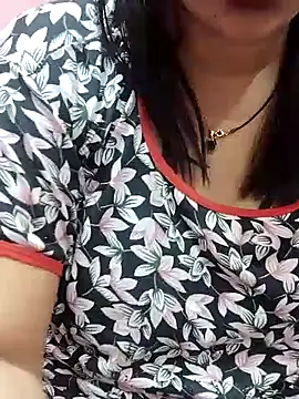 Snapshot of Urmila_bhabhii chatting on 03/23/25, 03:43 Urmila bhabhii online show from 03/23/25, 03:43