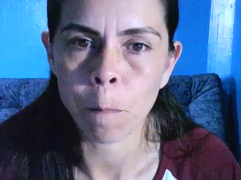 Snapshot of Marilyn_xxxx chatting on 12/18/24, 06:35 Marilyn xxxx online show from 12/18/24, 06:35