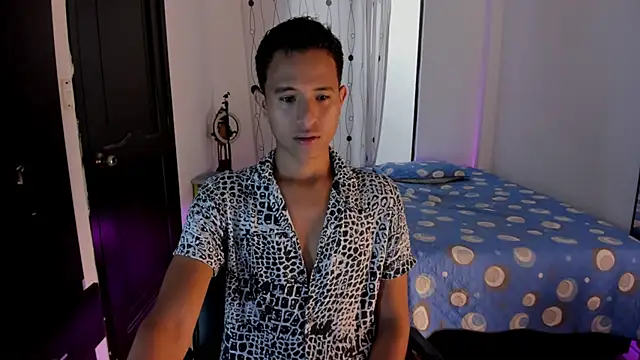 Snapshot of alessandro_wizard chatting on 03/01/25, 03:38 alessandro wizard online show from 03/01/25, 03:38
