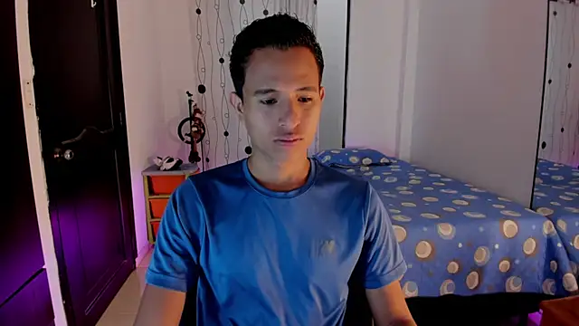 Snapshot of alessandro_wizard chatting on 03/11/25, 01:34 alessandro wizard online show from 03/11/25, 01:34