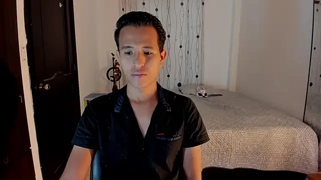 Snapshot of alessandro_wizard chatting on 03/19/25, 07:49 alessandro wizard online show from 03/19/25, 07:49