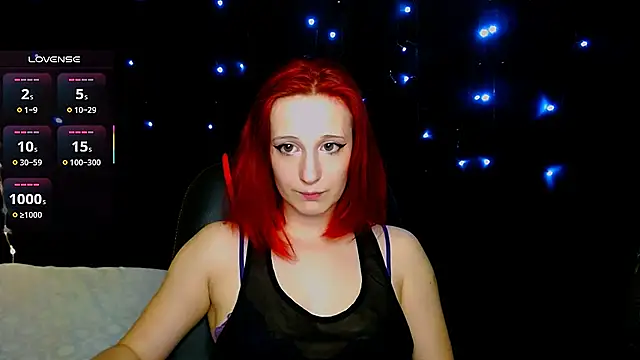 Snapshot of AgathaNoxe chatting on 02/27/25, 12:43 AgathaNoxe online show from 02/27/25, 12:43
